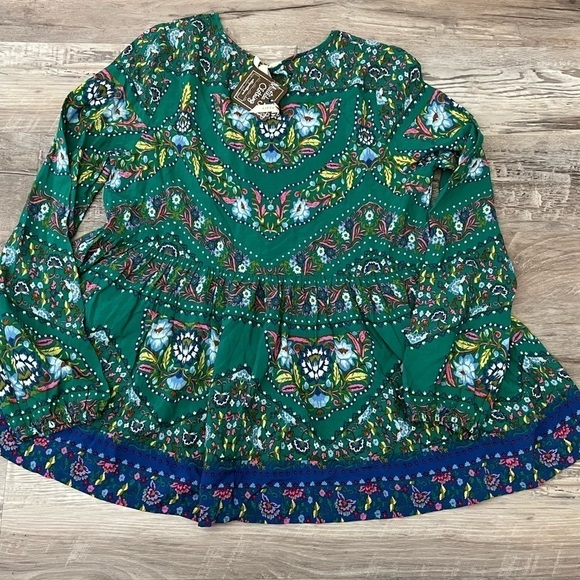 NWT Matilda Jane Evergreen Top Make Believe Floral Long Sleeve Size Medium - Picture 3 of 7